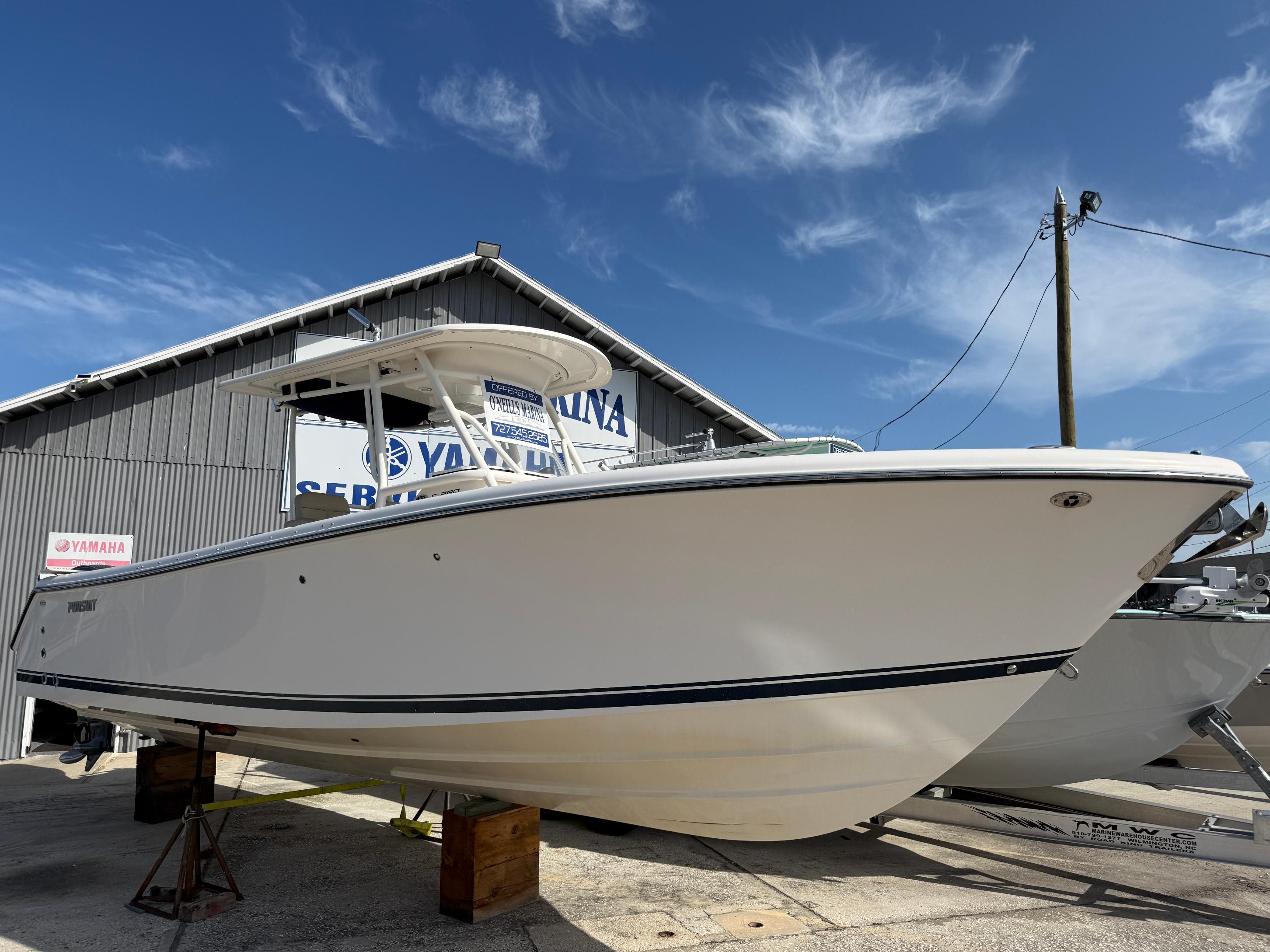 2016 Pursuit C 280