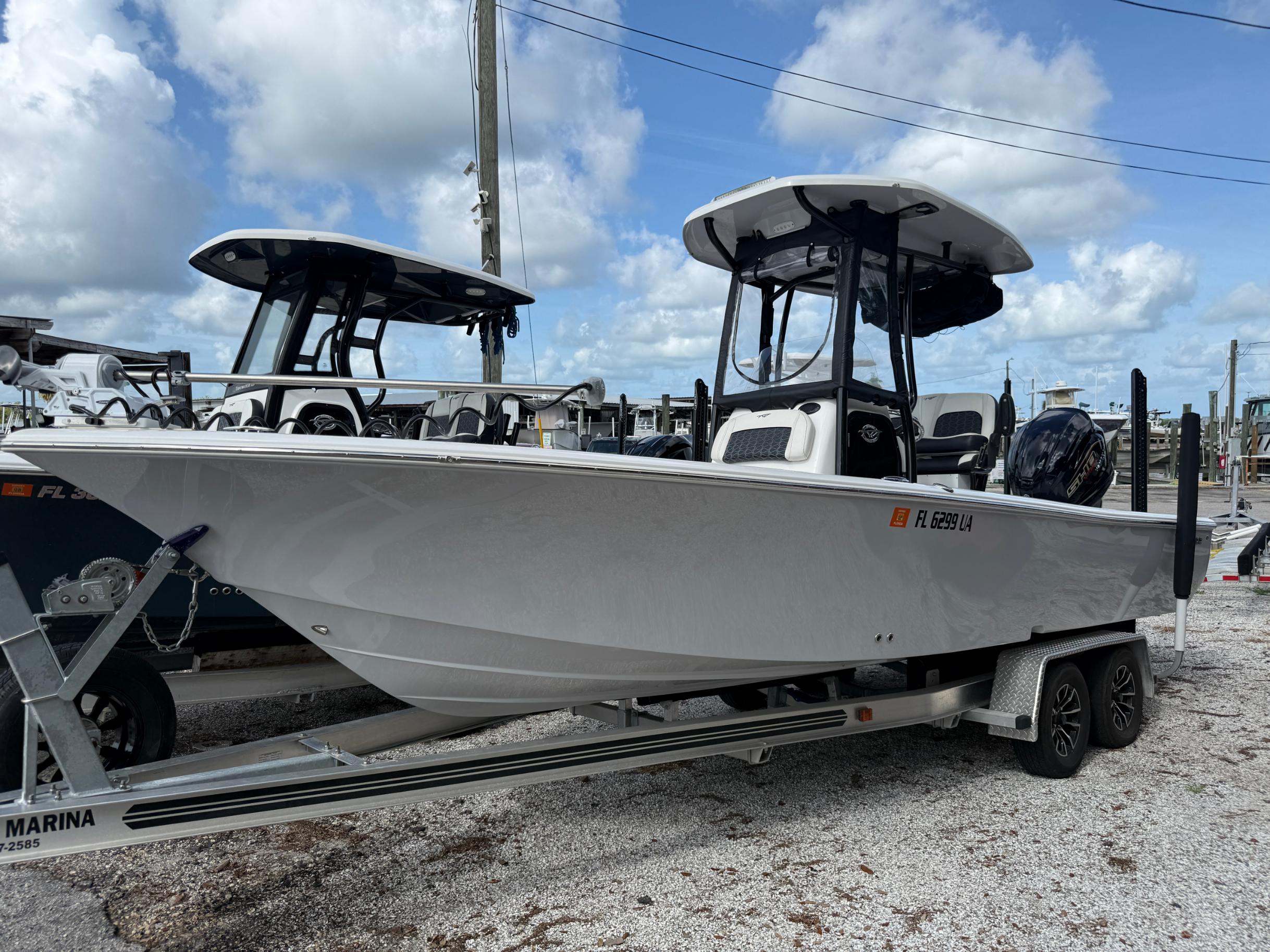 2025 Tidewater 2300 Carolina Bay