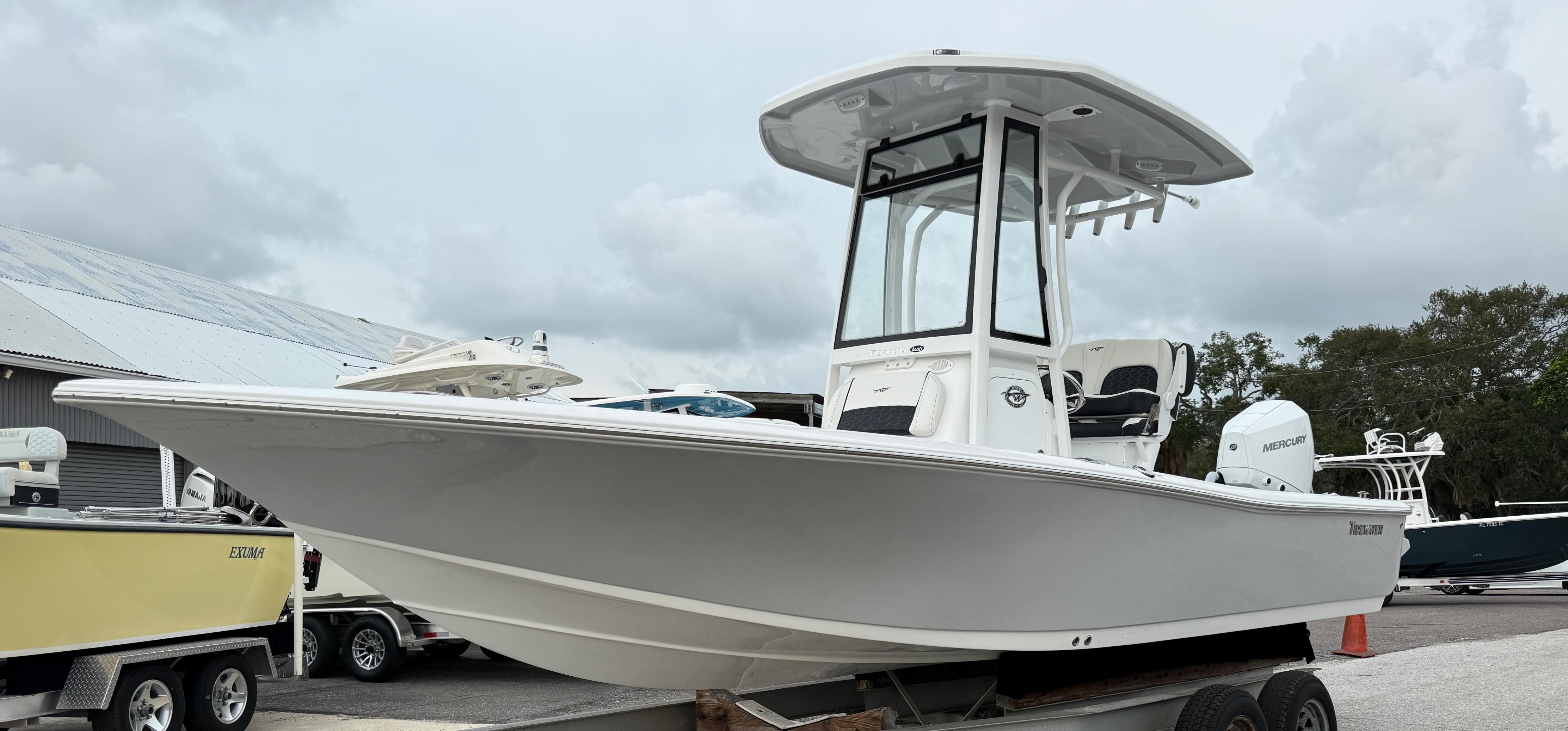 2027 Tidewater 2210 Carolina Bay