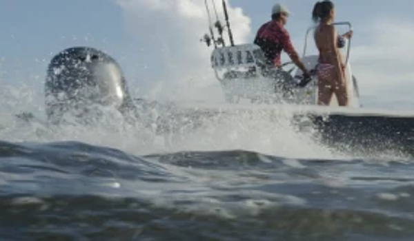 2110 Bay Max from Tidewater Boats